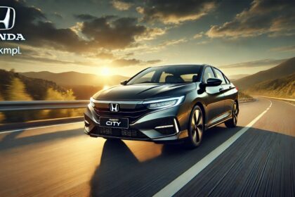 2025 Honda City सेडान हाईवे पर दौड़ती हुई, स्टाइलिश डिज़ाइन, शार्प LED हेडलाइट्स और दमदार फ्रंट ग्रिल के साथ। बैकग्राउंड में खूबसूरत सनसेट, कार की 19 KMPL माइलेज और परफॉर्मेंस को हाइलाइट करता हुआ।